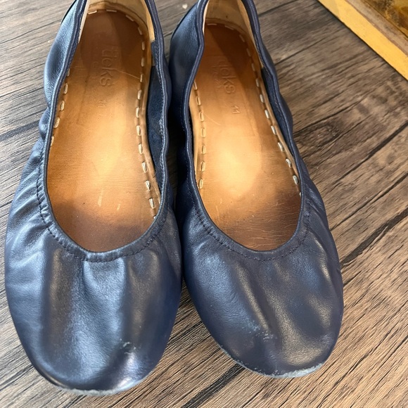 Tieks Flats Size 11 Blue - Picture 1 of 6